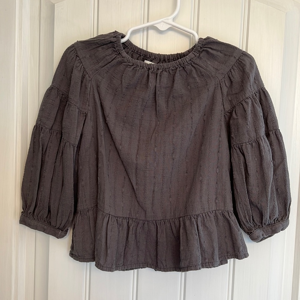 Zara size 18-24 months peasant blouse. Lots of detail.